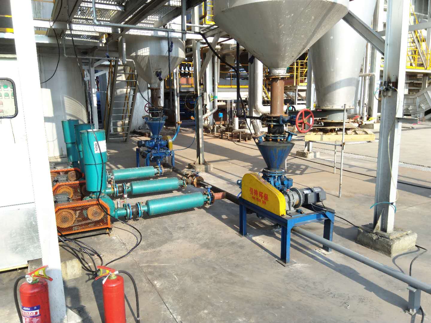 旋转供料器工作现场